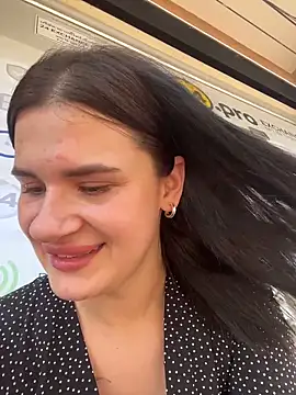 MiraReach live sex cam