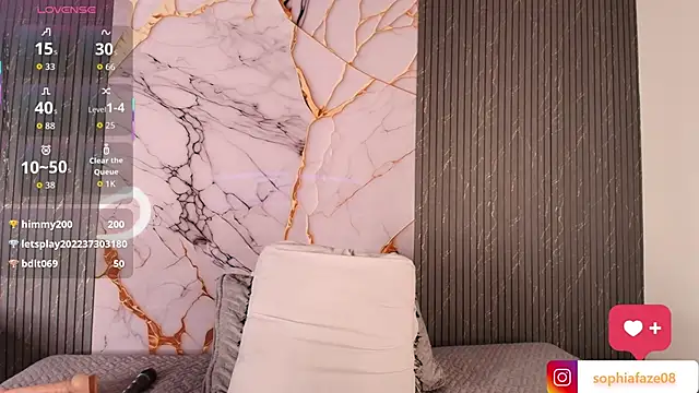 big_tits_in_your_face's cam snapshot