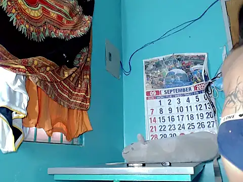 spicyhugecock live sex cam