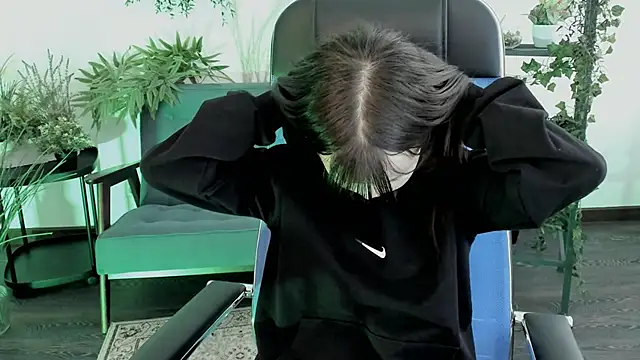 Elainebeness live sex cam