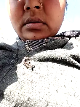 Bharti_thakurr's cam snapshot