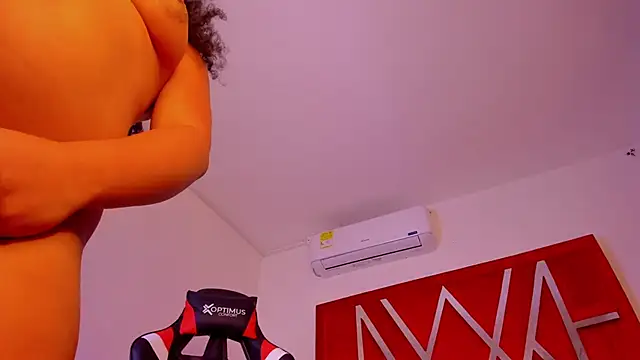 sweetdesireasm's cam snapshot