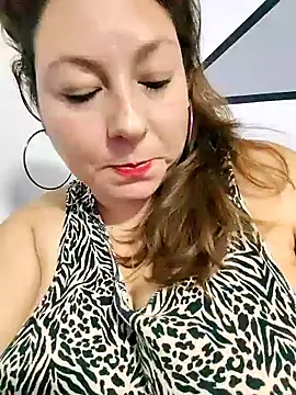 sakotodika's cam snapshot