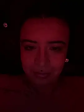 Devilsweet17 live sex cam