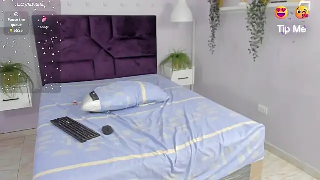 Nalapalmer live sex cam