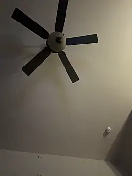 AllesandraLove live sex cam