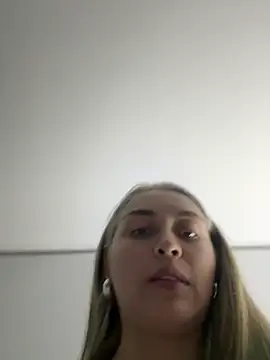 emma_oxford's cam snapshot