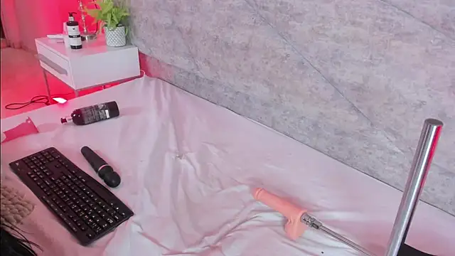 RousSweet-'s cam snapshot