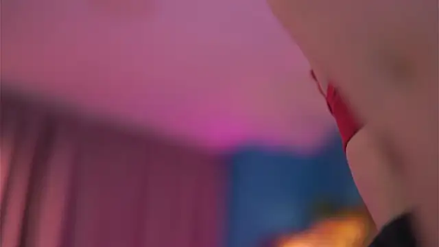 ElyssawetXX's cam snapshot