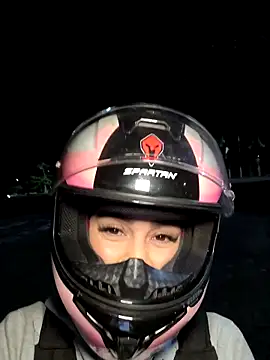 _kathaLopez_'s cam snapshot