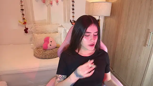 iriswest_'s cam snapshot