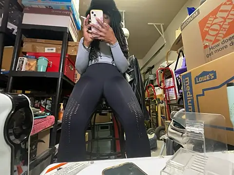 wynterheat live sex cam