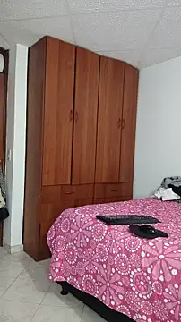 Girl_kataleya10's cam snapshot