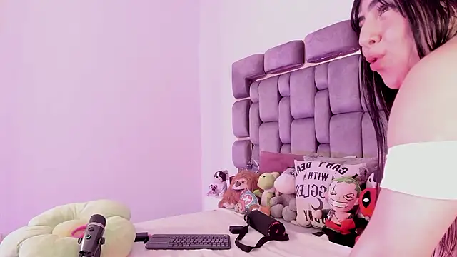 Camila_Matinez_'s cam snapshot