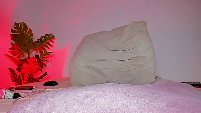 hot_booty_'s cam snapshot