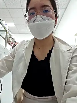 HinaLovely live sex cam