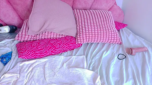 SeleneGibson__ live sex cam