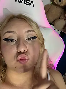 NibiruNairobi69 live sex cam