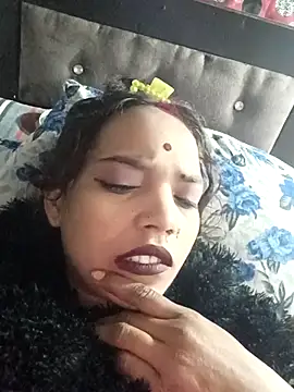 Bebby_-Doll live sex cam