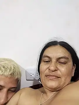 Horny-Mommy-Dirty live sex cam