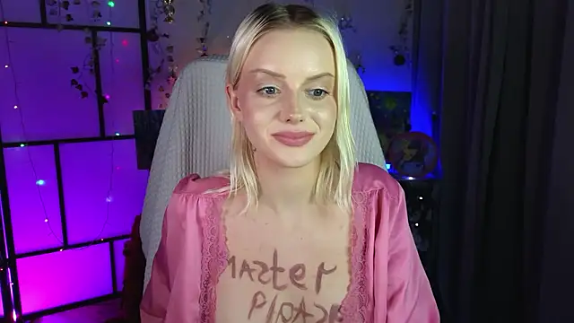 ImBonBon's cam snapshot