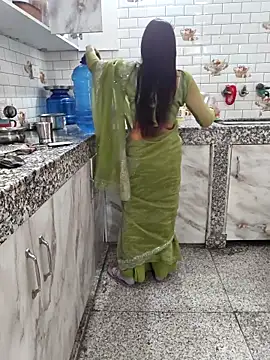 Shalu_G's cam snapshot