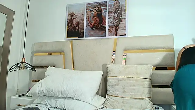 Noelle_Minx's cam snapshot