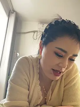 940940_1688's cam snapshot