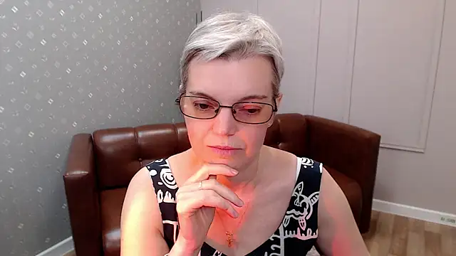 Cutie_Erikaa1's cam snapshot