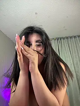 kim_zaratte's cam snapshot