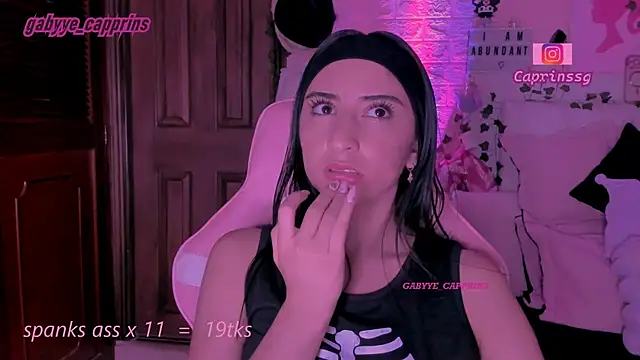 gabyye_capprins's cam snapshot