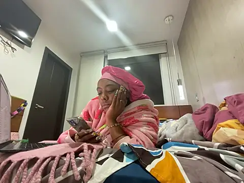 ChocolateCakeQueen's cam snapshot