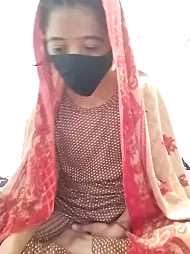 Cute-Naavya live sex cam