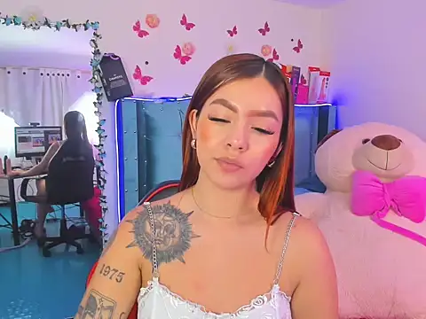 Aurora_sky9's cam snapshot