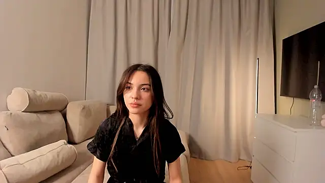 TreasaCrebs live sex cam