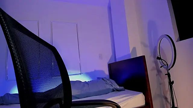 MeganWhite3's cam snapshot