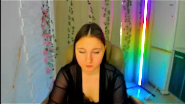 EvaxCharm's cam snapshot