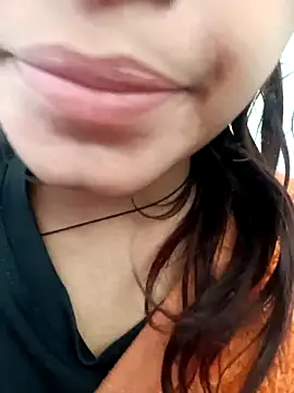 Aaisha-16's cam snapshot