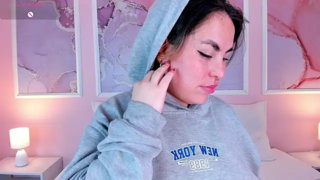 Kennya_Rodriguez live sex cam