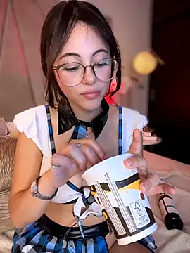 TeaseDollXXX live sex cam