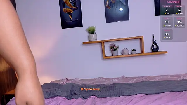 nairagold_ live sex cam