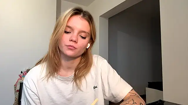 Tiffany_Muse's cam snapshot