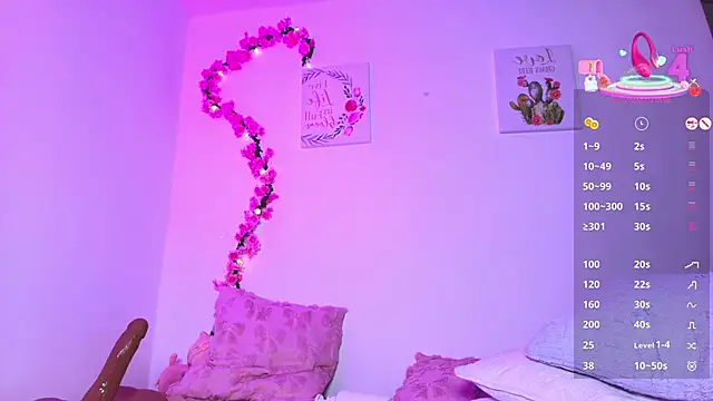 PollyGrey_'s cam snapshot