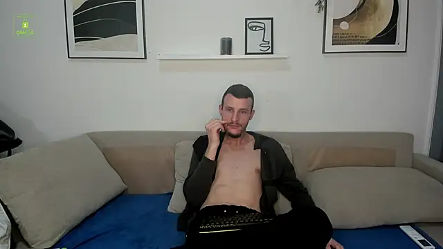 Deymond_Russo's cam snapshot