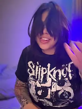 KittyTatts live sex cam