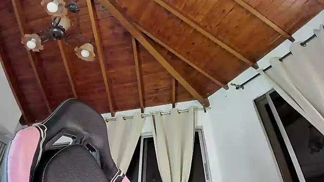 IsaFontanna live sex cam