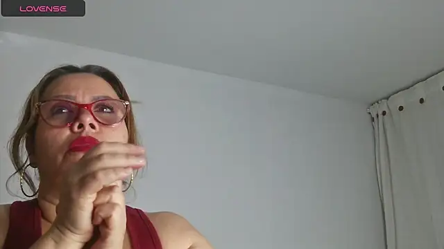 Dulce_Anahi's cam snapshot