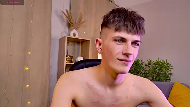 Rony_Joy live sex cam