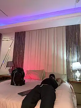 AaronCruz_ live sex cam