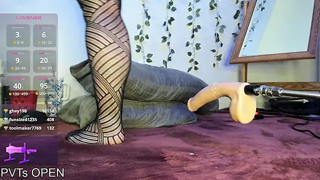 Peaches_N_Kreme live sex cam